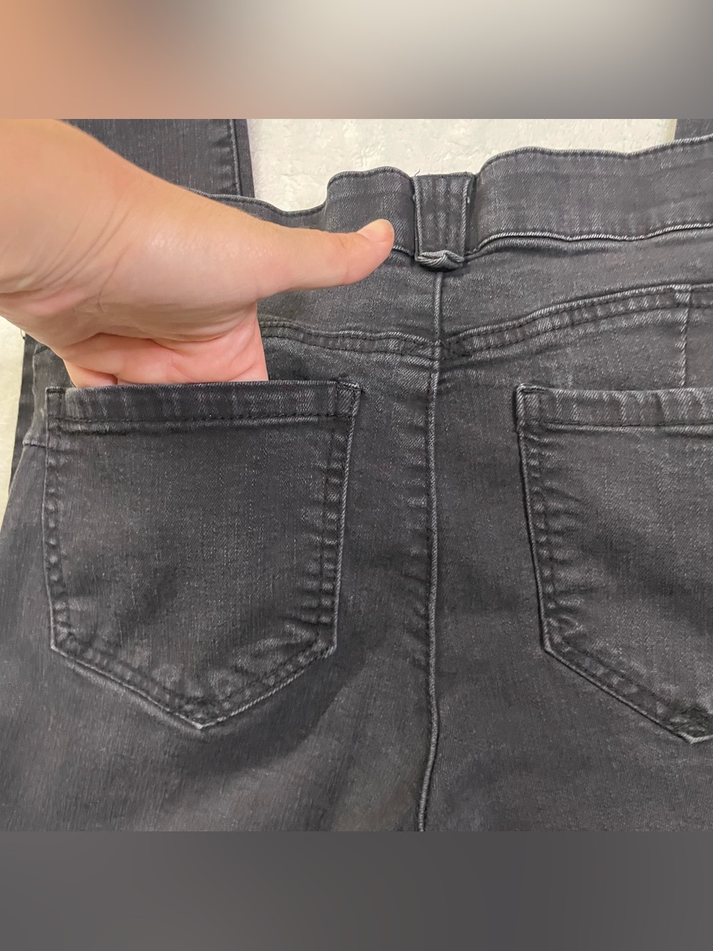 Democracy Jeans Black Straight Leg Jeans size 6P - Picture 15 of 15